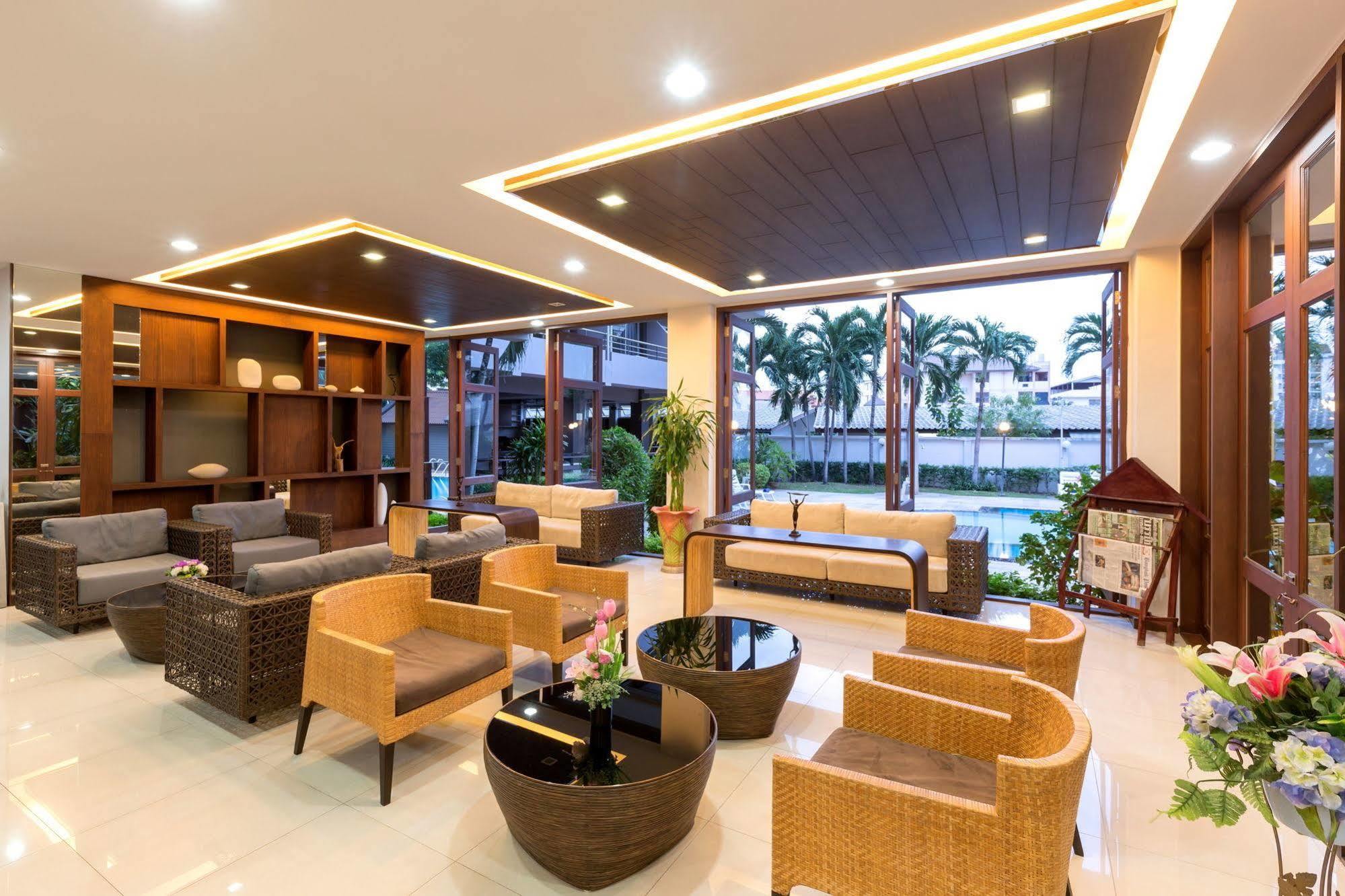 The Holiday Resort Pattaya Exterior foto
