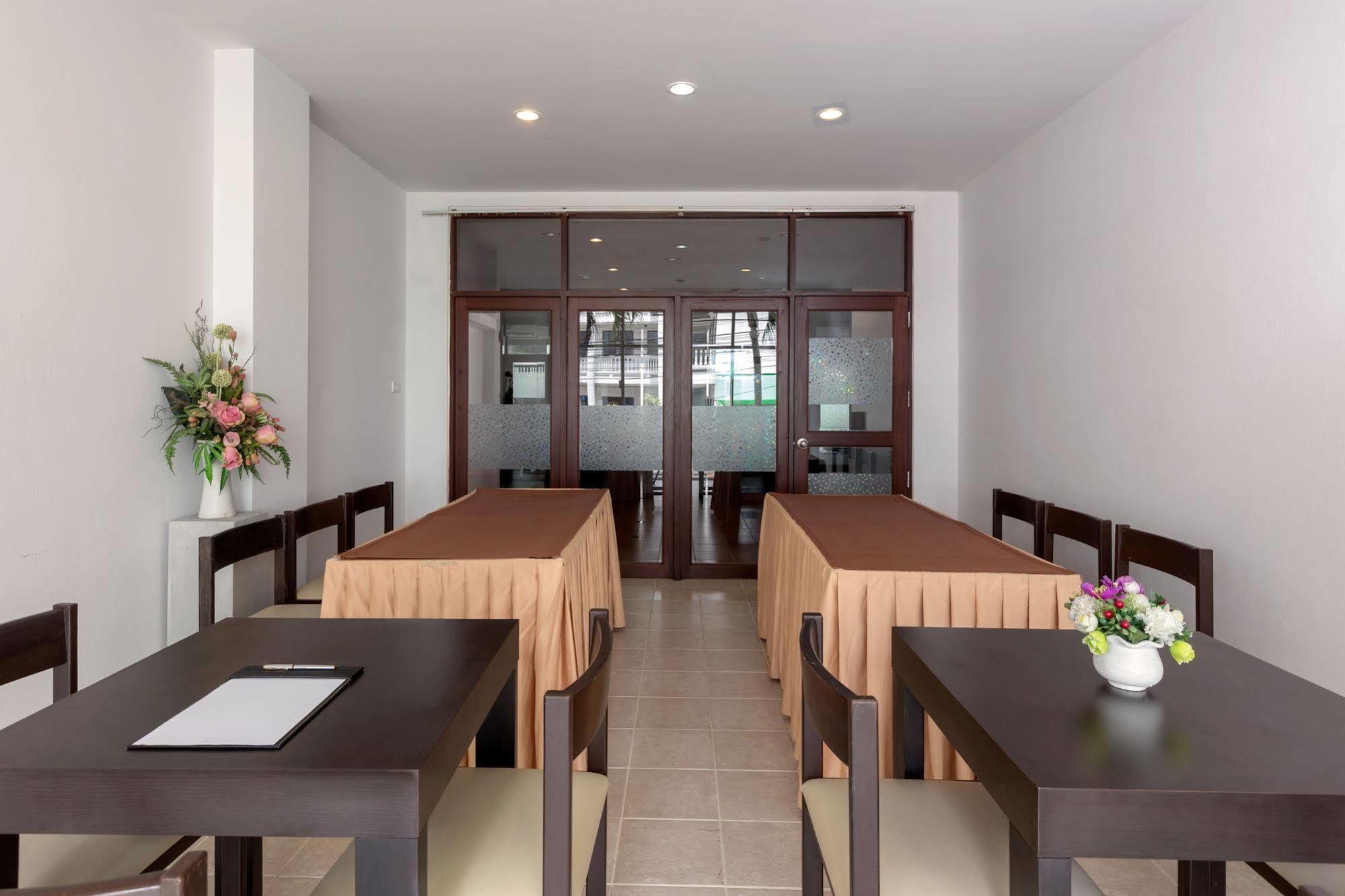 The Holiday Resort Pattaya Exterior foto